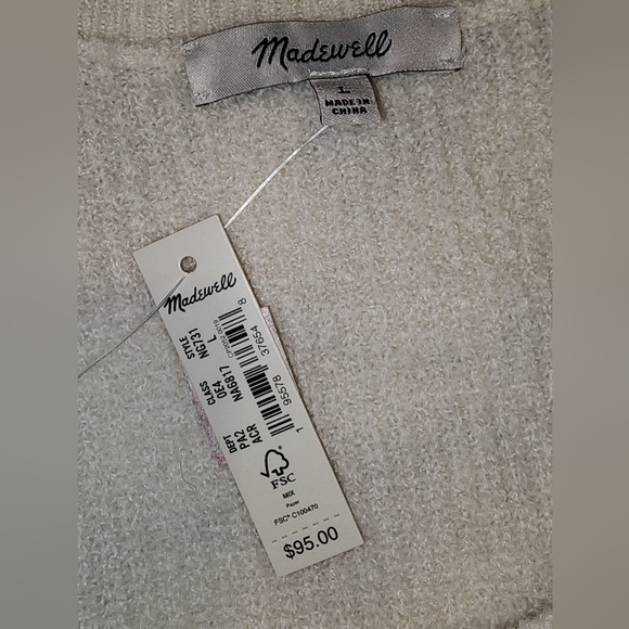 NWT! Sweater - Picture 2 of 3